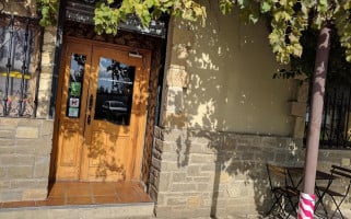 Casa Antonio Ontinar outside