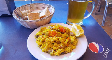 La Bodeguita De Los Raposo Moguer food