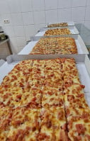 Pizza Cheese Las Torres food