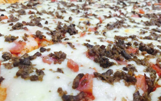 Pizza Cheese Las Torres food