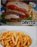 El Chivito.uy food