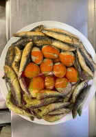 Ctro. Socio Cultural El Marinero food