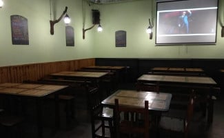 Taberna Km 0 inside