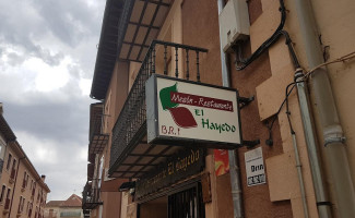 El Hayedo De Tapas Y Raciones outside