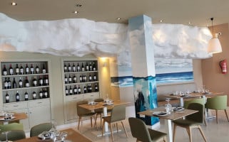 La Pizarra: Sabores Del Mar inside