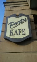 Portu Kafe outside