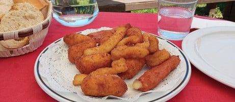 San Juan Jatetxea food