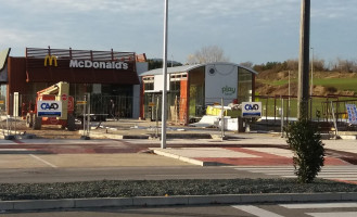 Mcdonald's outside