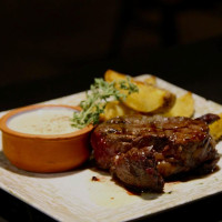 Cal Maginet food