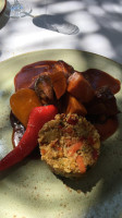 B Bou La Viñuela food