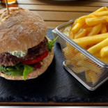 Puur Food And Drinks Nourriture