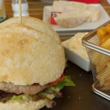 Puur Food And Drinks Nourriture