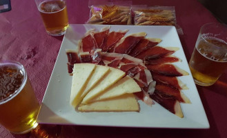 Taberna Flamenca Hermanos Marín food