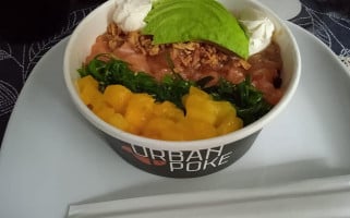 Urban Poke Valdemoro food