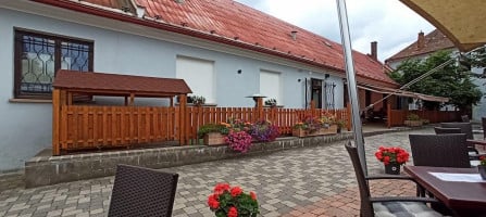 Bowling Peklo Jachta Exterior