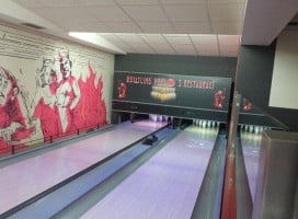 Bowling Peklo Jachta Bebida