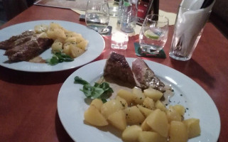 Pizzerie LiŠov Comida