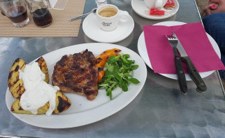 Bowling Sedmihorky Comida