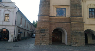 Beef Burger Exterior