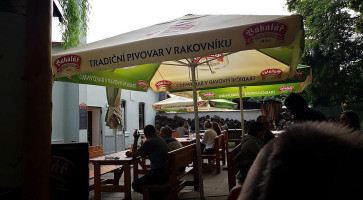 The Sun Inn Exterior