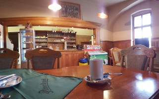 Císařský Hostinec Dentro