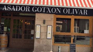 Asador Gotxon Olivar outside