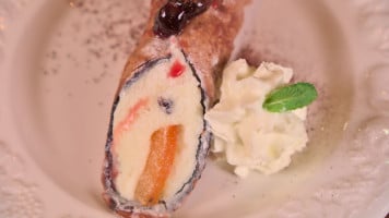 Les Dues Sicílies food