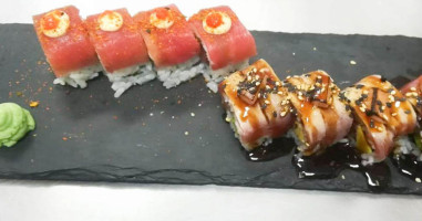 Pepe Sushi House food