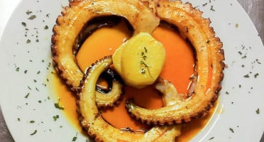 Casa Maroñas food