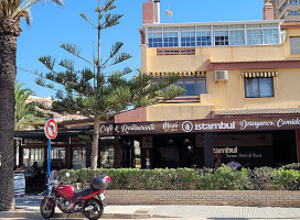 Istambul Cafe outside