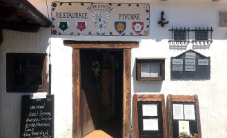 Památník, Pivovar, Hradní Restaurace A Muzeum Vítek Z Prčice Exterior