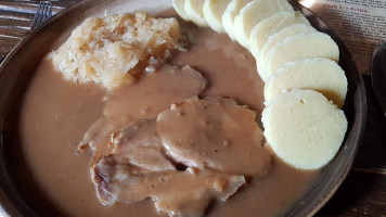 Památník, Pivovar, Hradní Restaurace A Muzeum Vítek Z Prčice Comida