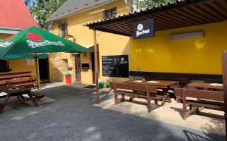 Hospoda Na Plácku Exterior