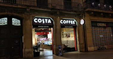 Costa Coffee outside