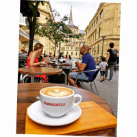 Old Town Cafes Especiales drink