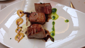 Hq La Galeria food