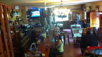 Guillermo Bar-bodega-restaurante-hostal À l'intérieur