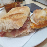 Forn Cafeteria Sant Jaume Nourriture