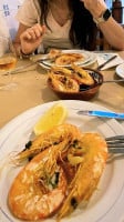Hostal Restaurante Bar Taracena food