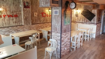 Taberna Divan inside