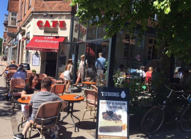 Sokolovna Průhonice Exterior