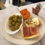 Meson Los Arcos Comida