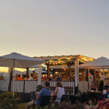 Pé Na Praia outside