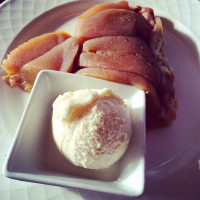 Café Pino food
