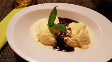 La Piccola food