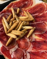 Cerveceria La Sureña food