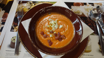 Port Saplaya food