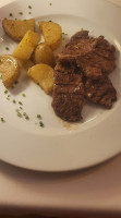 Las Golondrinas food