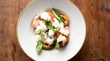 La Piazza food