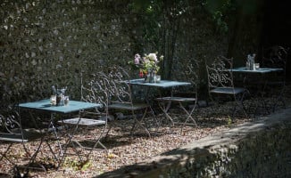 Mara Salle Freiduría outside